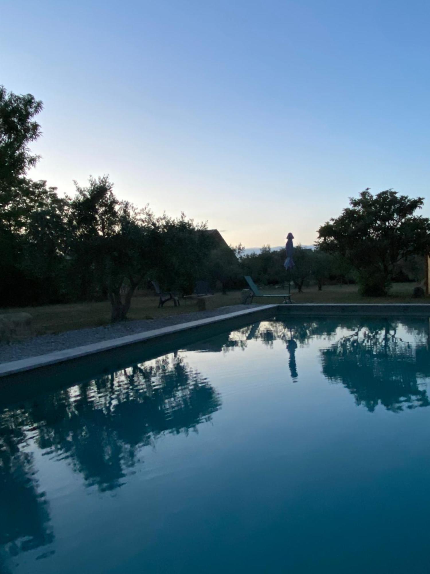 Bed and Breakfast le Nomade en Provence à Bouchet  Extérieur photo